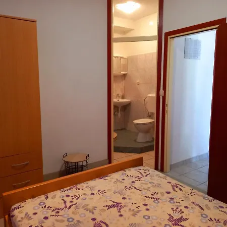 L&m Smokvica (Korcula)
