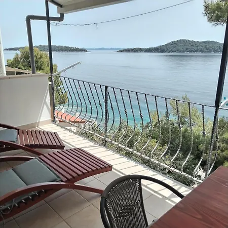 L&m Smokvica (Korcula)